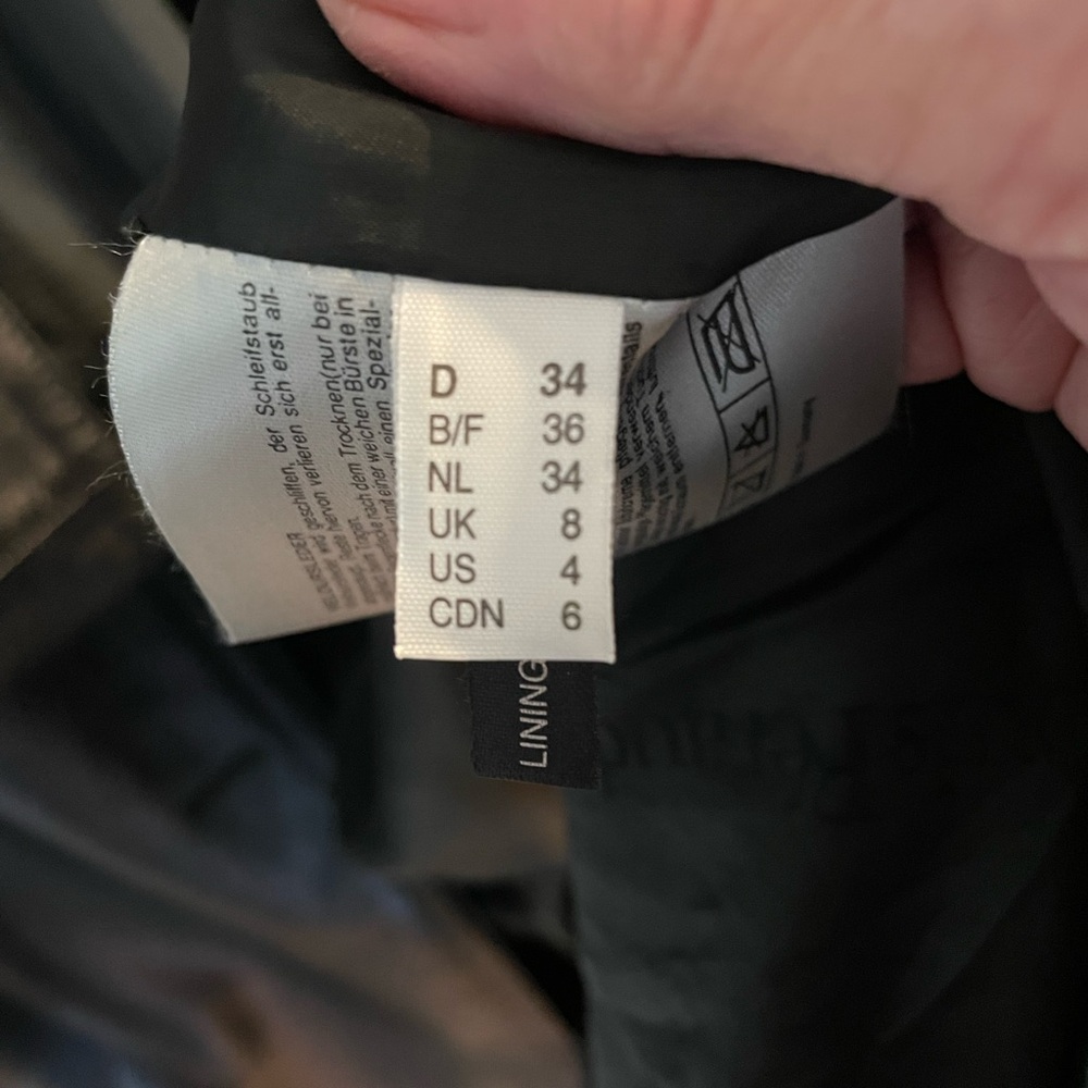 Black leather trench coat - Picture 5 of 6